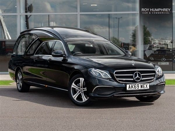 Black Used 2020 Mercedes E200 SE Estate | £100,000 - Image 1/1