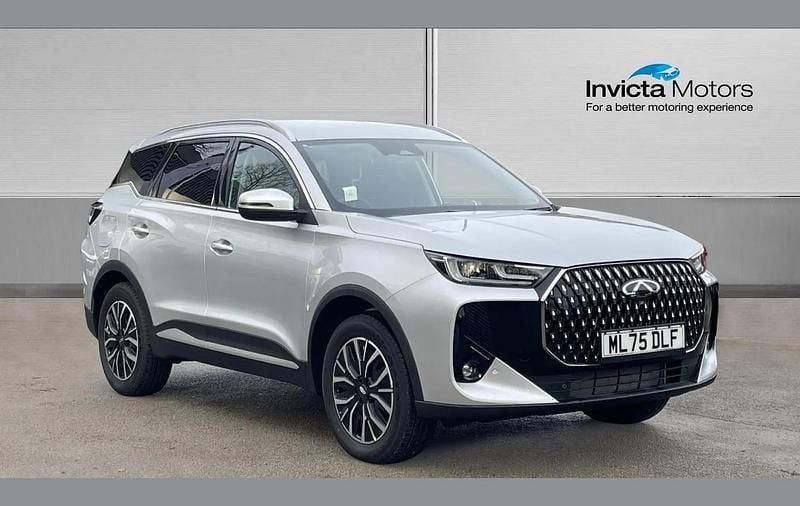 New Chery Tiggo 7 204 HP (150 kW) 2025 Silver SUV