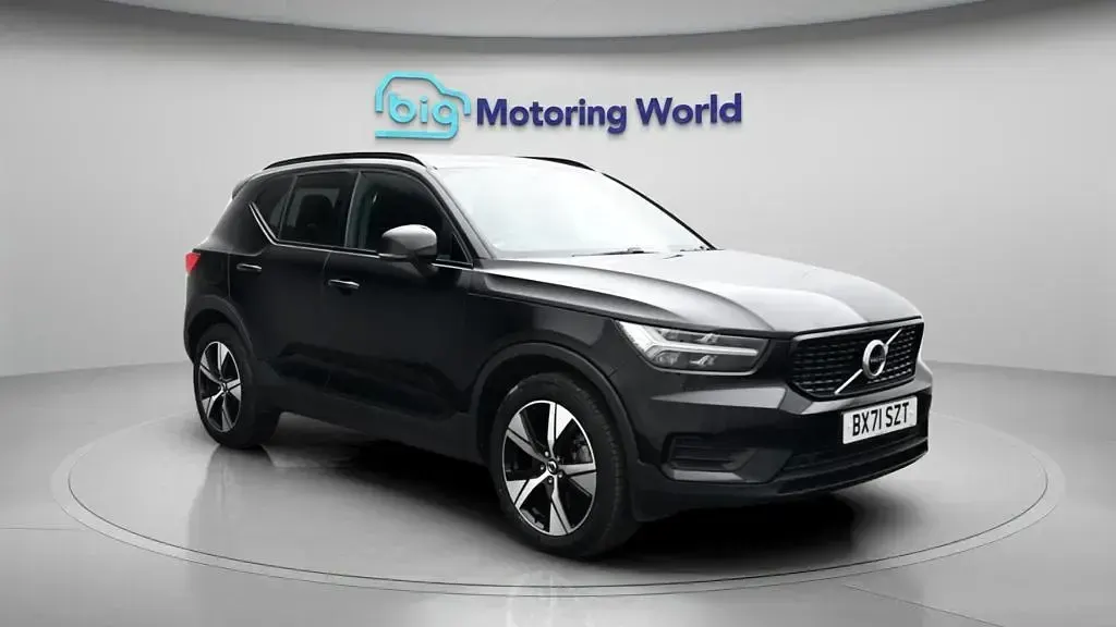Used Volvo XC40 Plus 211 HP (155 kW) 2021 SUV