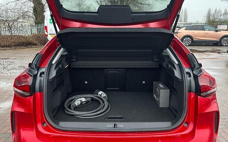 Used Citroën e-C4 Shine 100 kW (136 HP) 2023 Hatchback