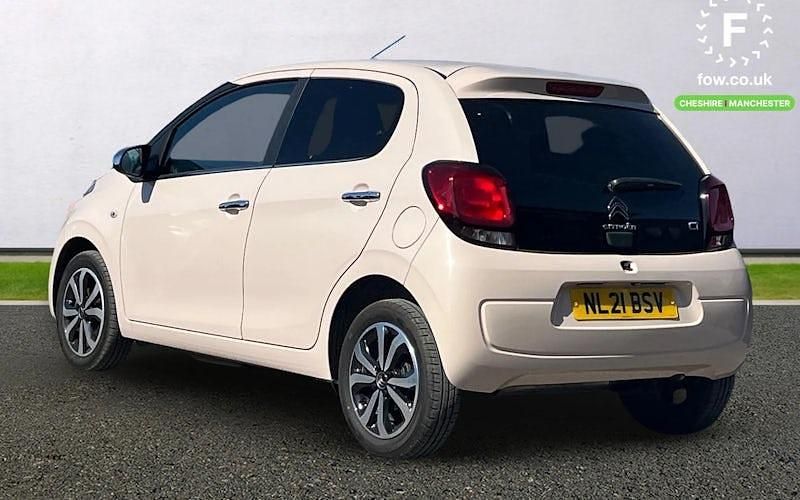 Begagnad Citroën C1 Shine 72 HK (52 kW) 2021 Beige Halvkombi