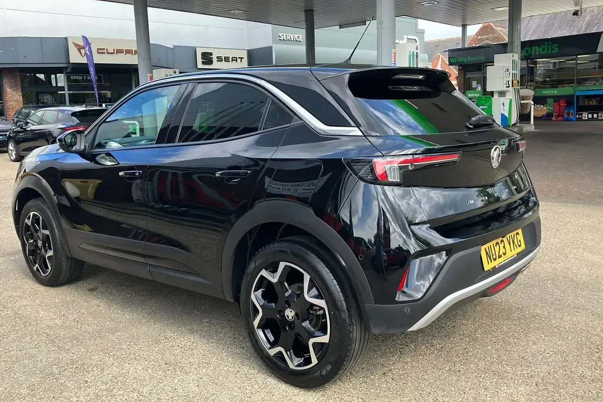 Used Vauxhall Mokka Ultimate 136 HP (100 kW) 2023 Black SUV