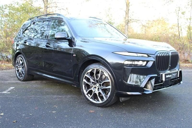 Black Used 2022 BMW X7 M Sport SUV | £59,995 (Fair price) - Image 1/1