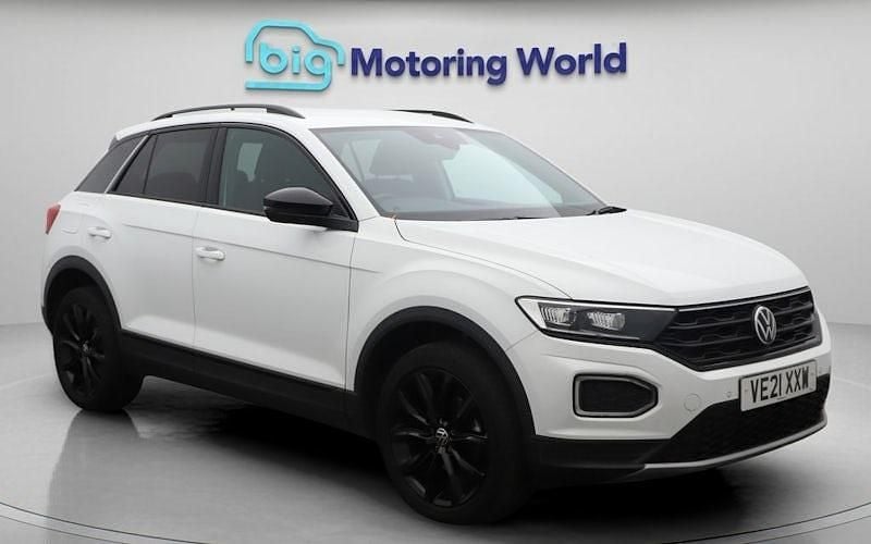 Used 2021 VW T-Roc Black Edition SUV | £18,400 (Fair price) - Image 1/4