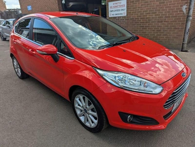 Red Used 2015 Ford Fiesta Titanium Hatchback | £6,495 (A bit pricey) - Image 1/4