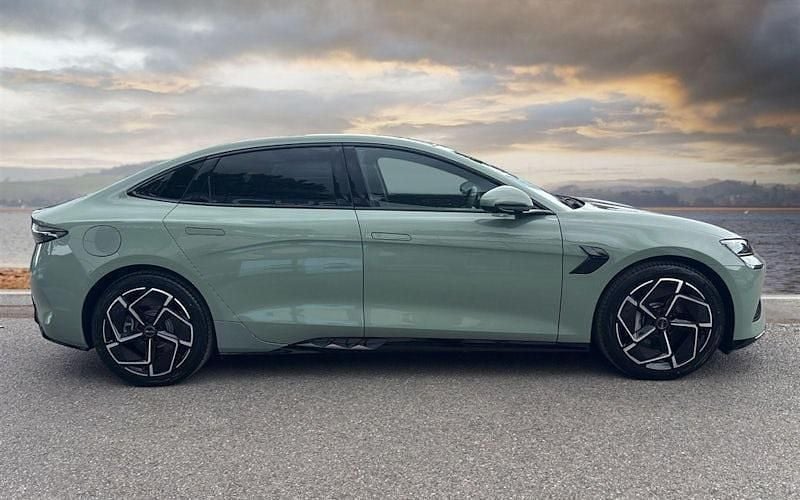 New BYD Seal Design 230 kW (313 HP) 2026 Sedan