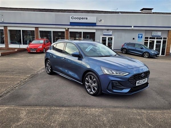 Chrome blue Used 2022 Ford Focus ST-Line Hatchback | £18,499 (Fair price) - Image 1/1
