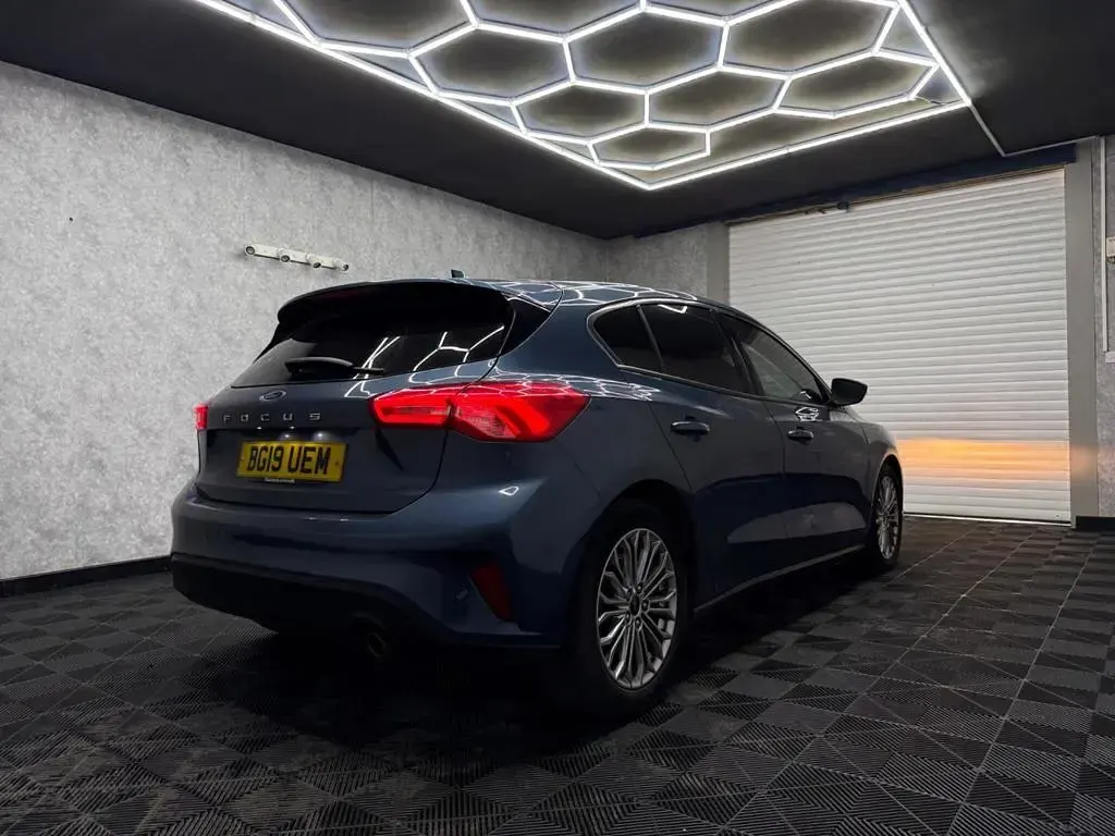 Used Ford Focus Titanium X 125 HP (91 kW) 2019 Blue Hatchback