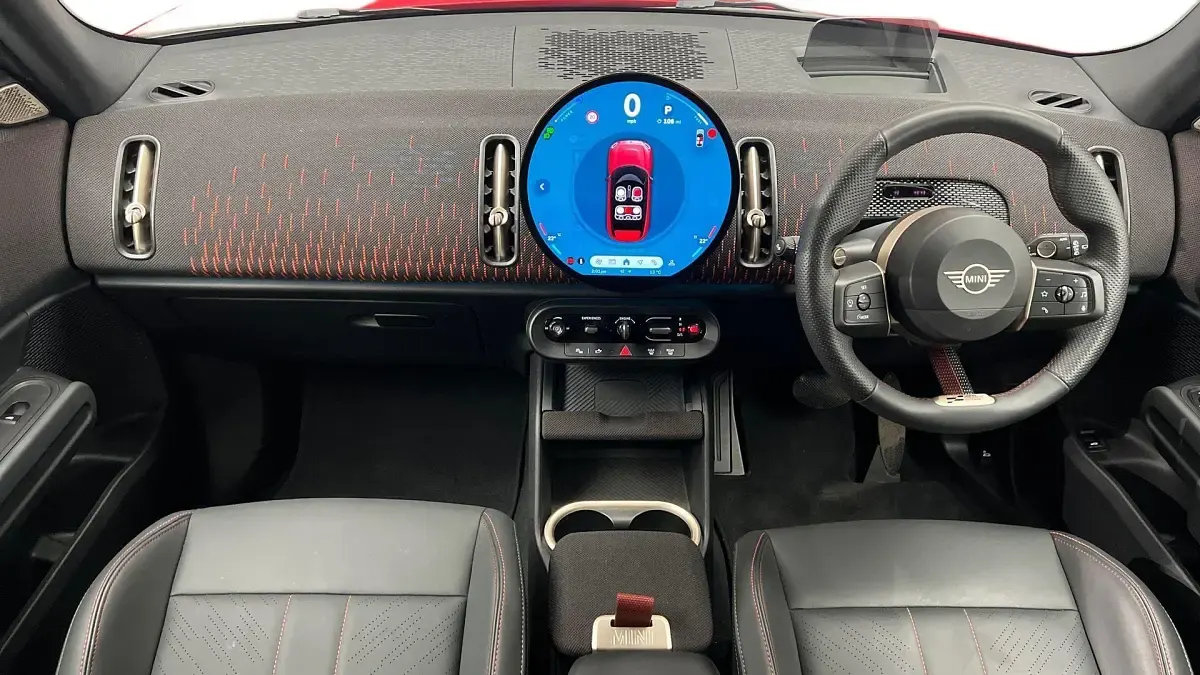 Used Mini Countryman 215 HP (158 kW) 2024 Red SUV