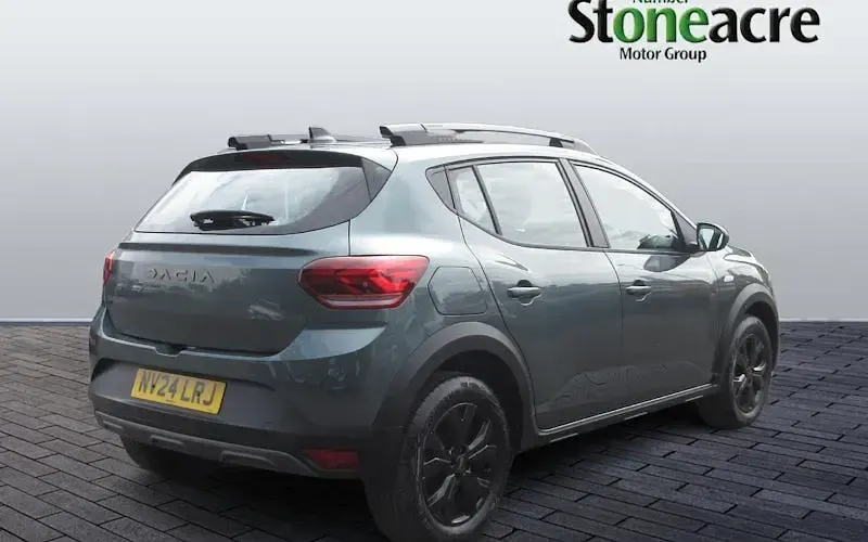 Used Dacia Sandero Extreme 91 HP (66 kW) 2024 Green Hatchback