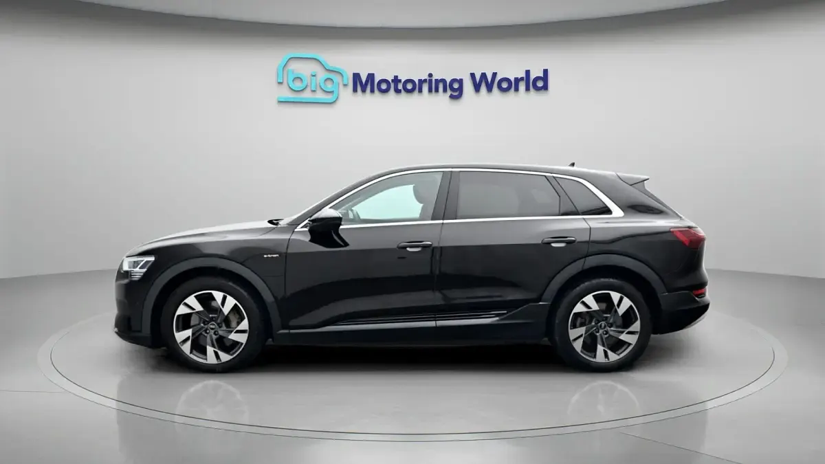 Used Audi e-tron Sport 230 kW (313 HP) 2022 Black SUV