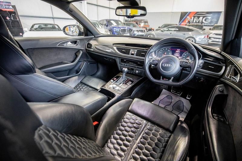 Used Audi RS6 Design 560 HP (411 kW) 2017 Grey Estate