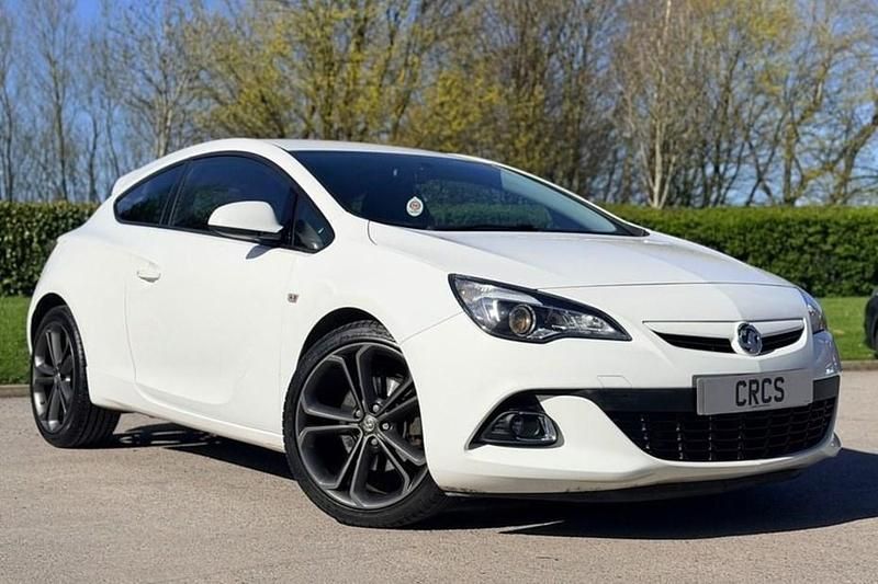Used Vauxhall Astra GTC Edition 140 HP (102 kW) 2015 Coupe