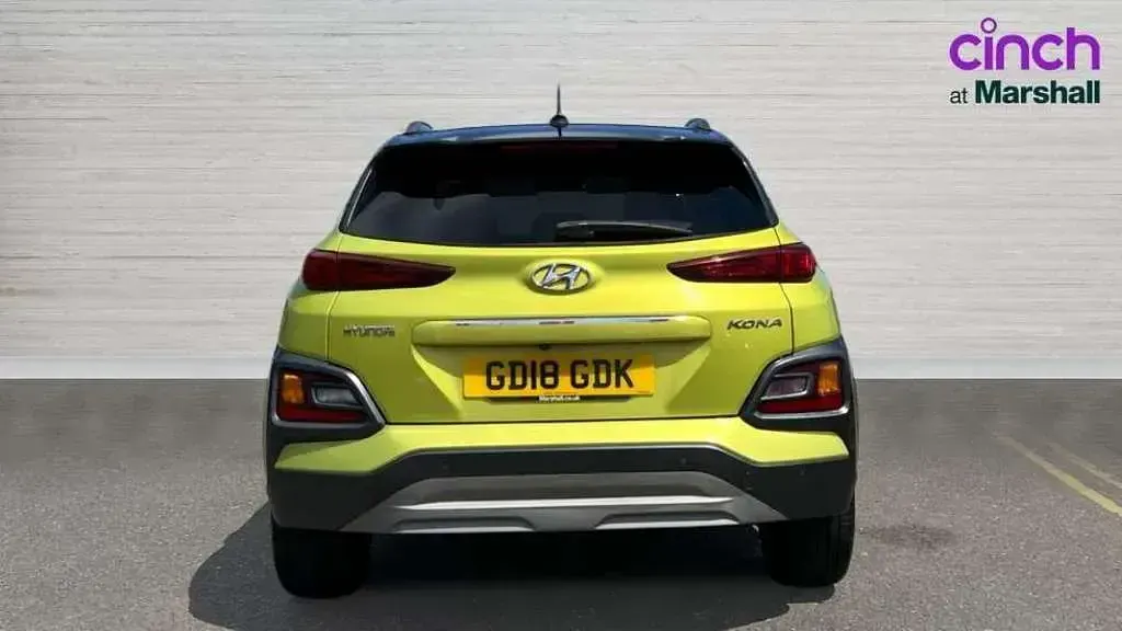 Used Hyundai Kona Premium 120 HP (88 kW) 2018 Yellow SUV
