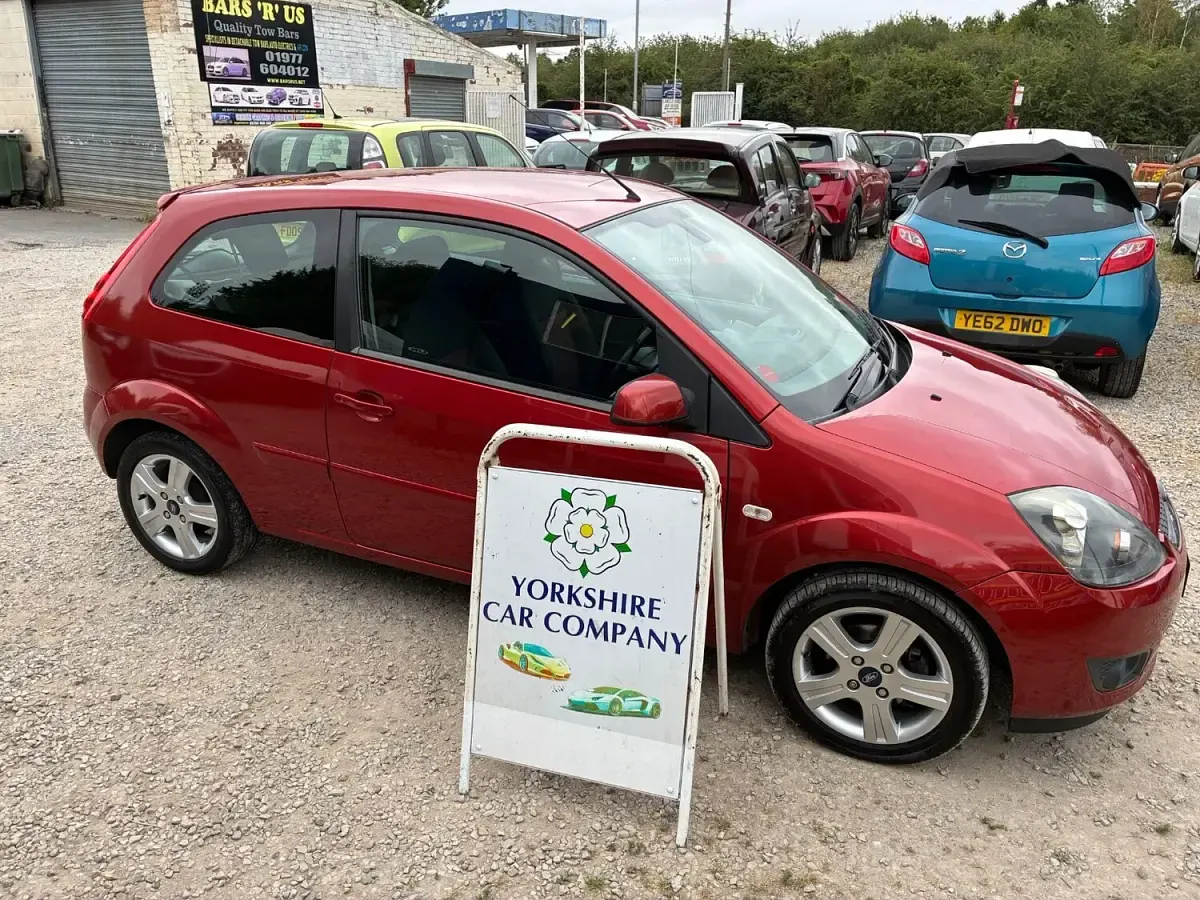 Used Ford Fiesta Zetec 2008 Red Hatchback