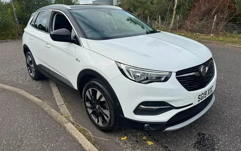 Used Vauxhall Grandland X Design Edition 131 HP (96 kW) 2019 SUV