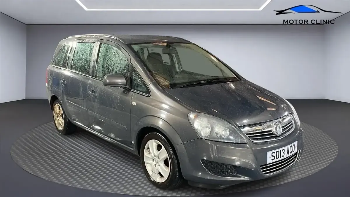 Second-hand Vauxhall Zafira 120 CP (88 kW) 2013 Gri Monovolum