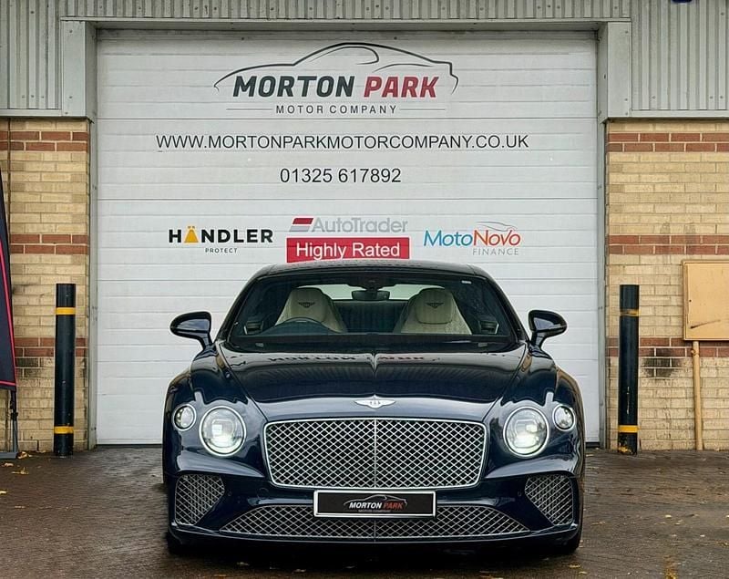 Used Bentley Continental 635 HP (467 kW) 2018 Blue Coupe