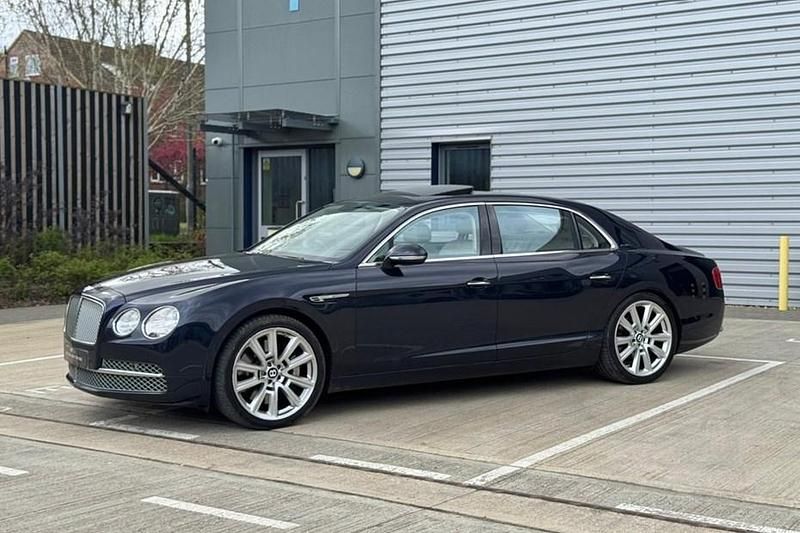 Used Bentley Flying Spur Mulliner 625 HP (459 kW) 2014 Blue Sedan