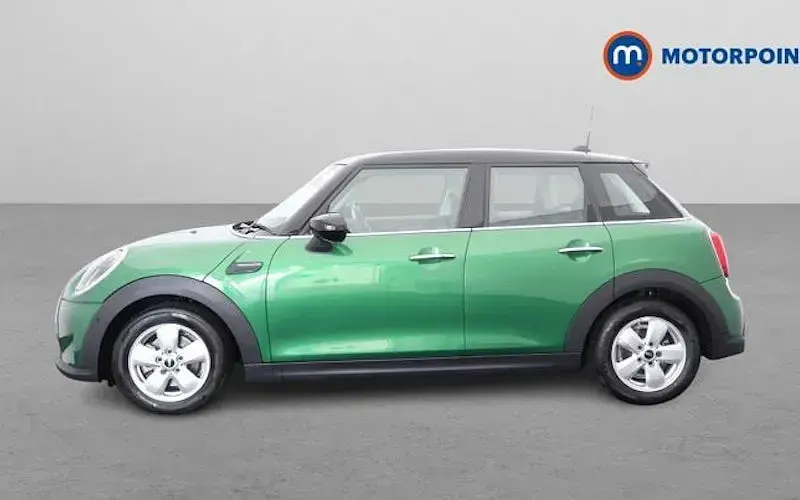 Used Mini Cooper Classic 136 HP (100 kW) 2022 Green Hatchback