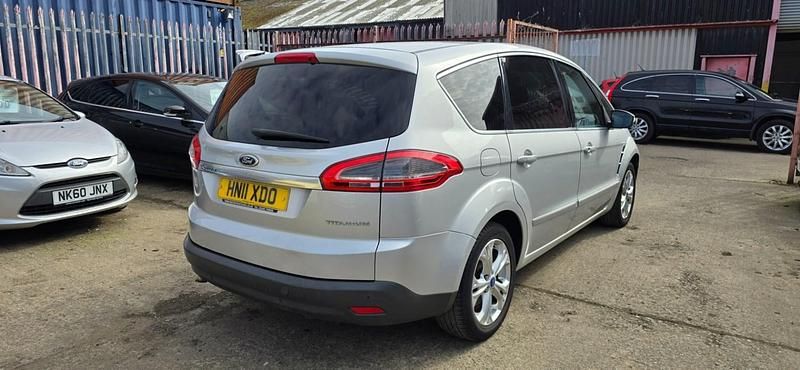 Used Ford S-MAX Titanium 161 HP (118 kW) 2011 Silver MPV