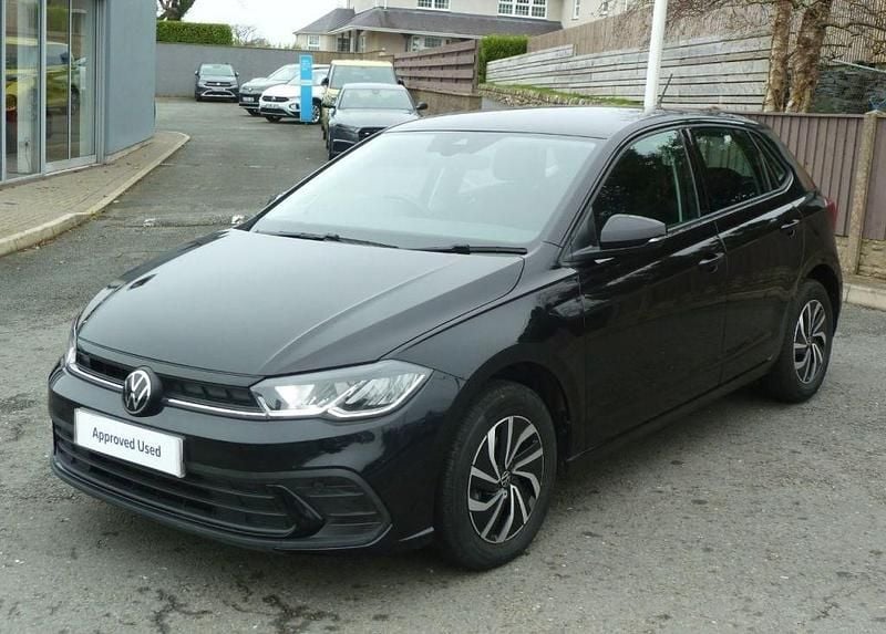 Used VW Polo Life 95 HP (69 kW) 2024 Black Hatchback