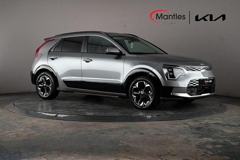 Grey Used 2025 Kia e-Niro SUV | £25,900 (Good price) - Image 1/4