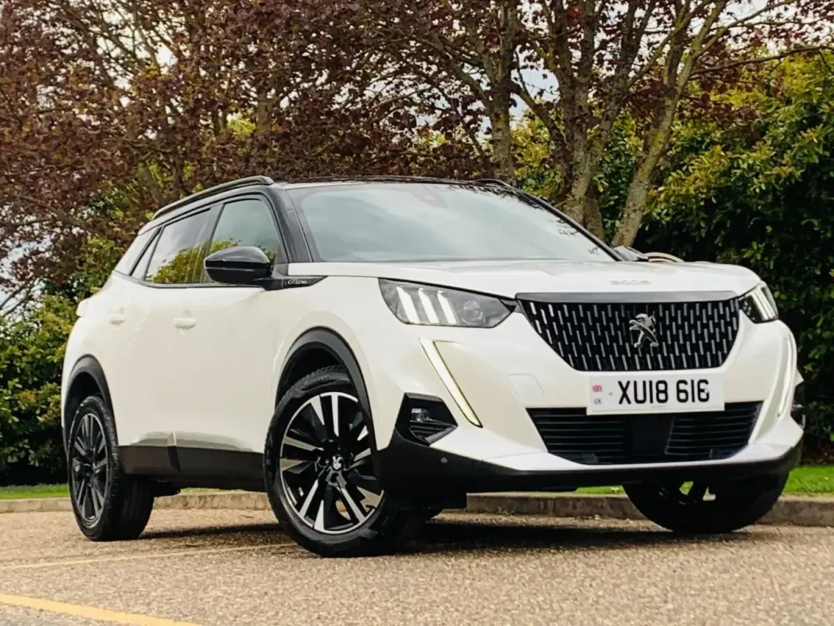 Used Peugeot 2008 GT-line 2020 White SUV