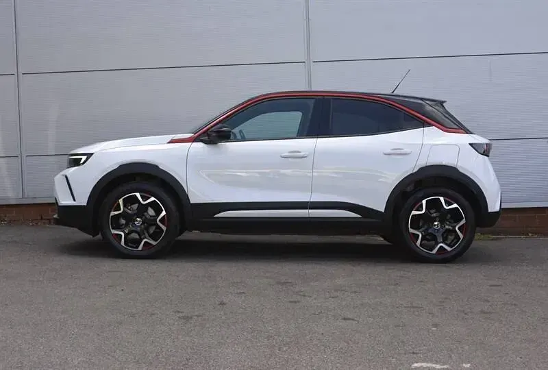 Used Vauxhall Mokka 100 kW (136 HP) 2023 White SUV