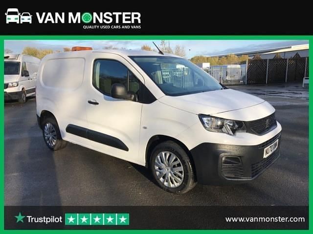 White Used 2020 Peugeot Partner MPV | £8,224 (Fair price) - Image 1/4