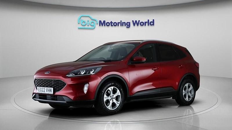 Used Ford Kuga Zetec 120 HP (88 kW) 2022 Red SUV