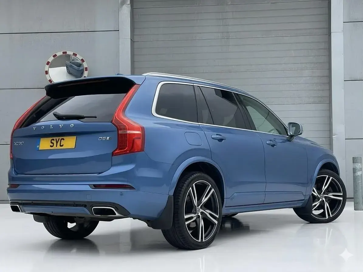 Used Volvo XC90 R-Design 235 HP (172 kW) 2016 Blue SUV