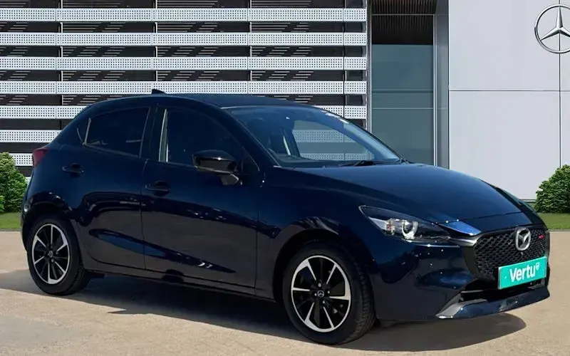 Usado Mazda 2 Homura-Aka 116 HP (85 kW) 2024 Citadino