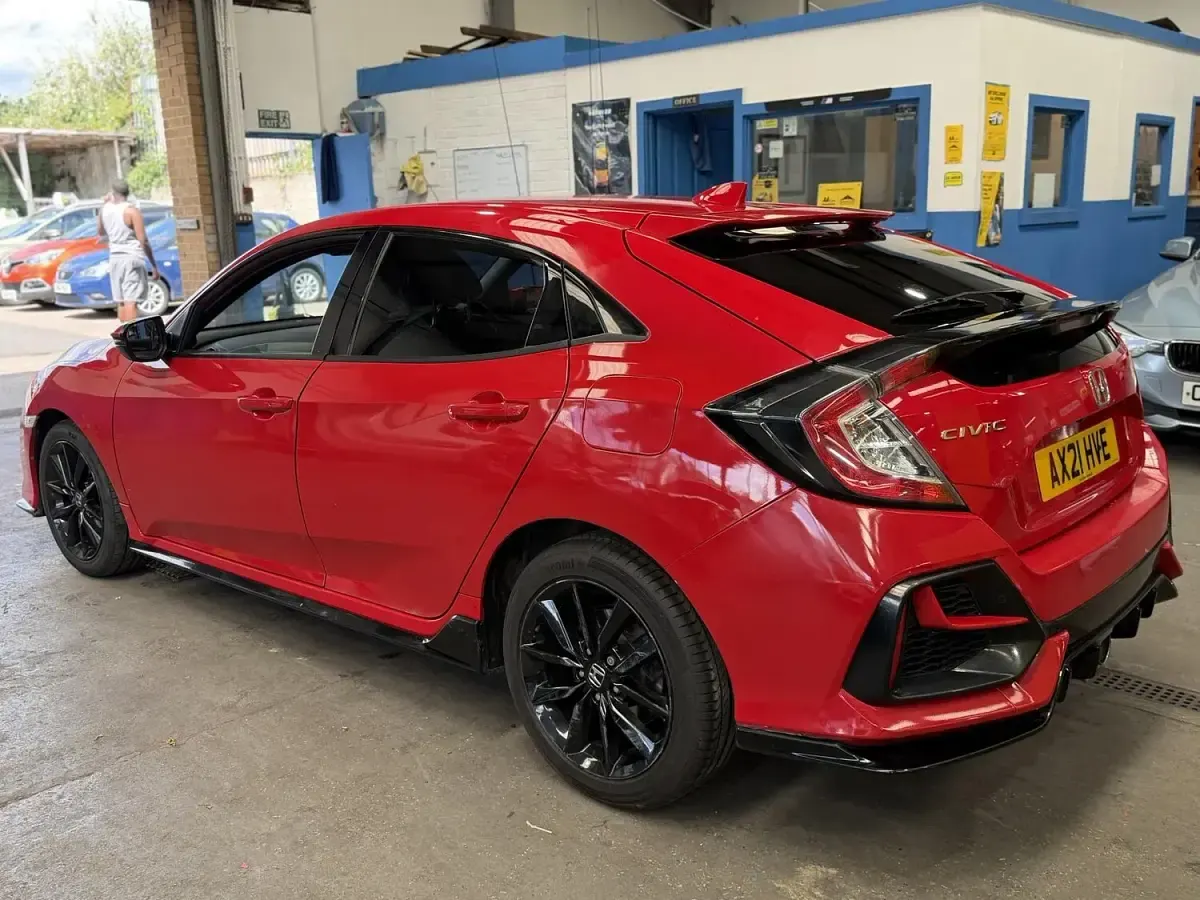 Used Honda Civic Sport 182 HP (133 kW) 2021 Red Hatchback