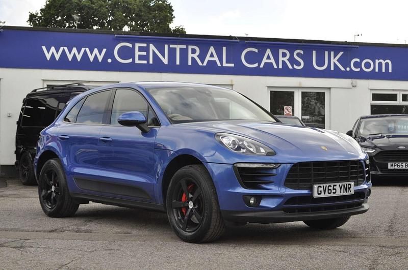 Blue Used 2015 Porsche Macan S SUV | £18,495 (Fair price) - Image 1/4