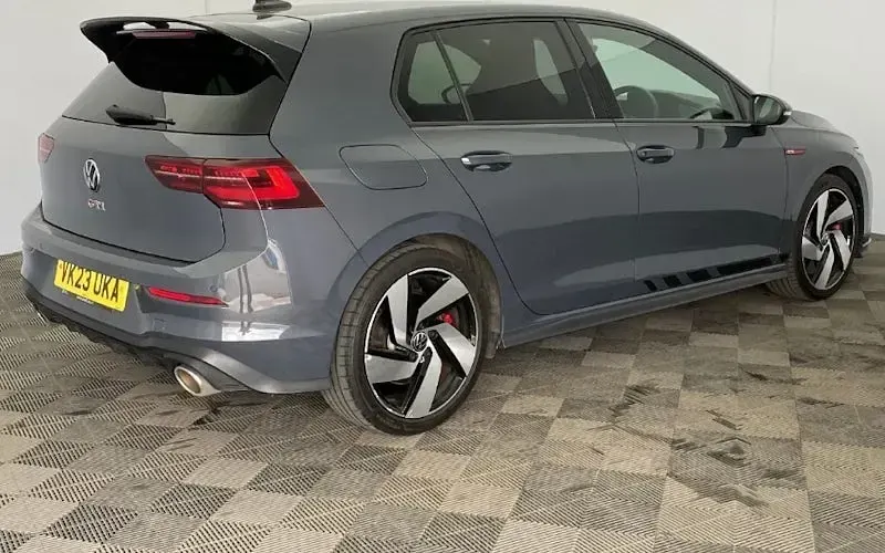 Used VW Golf VIII GTI Clubsport 300 HP (220 kW) 2024 Hatchback