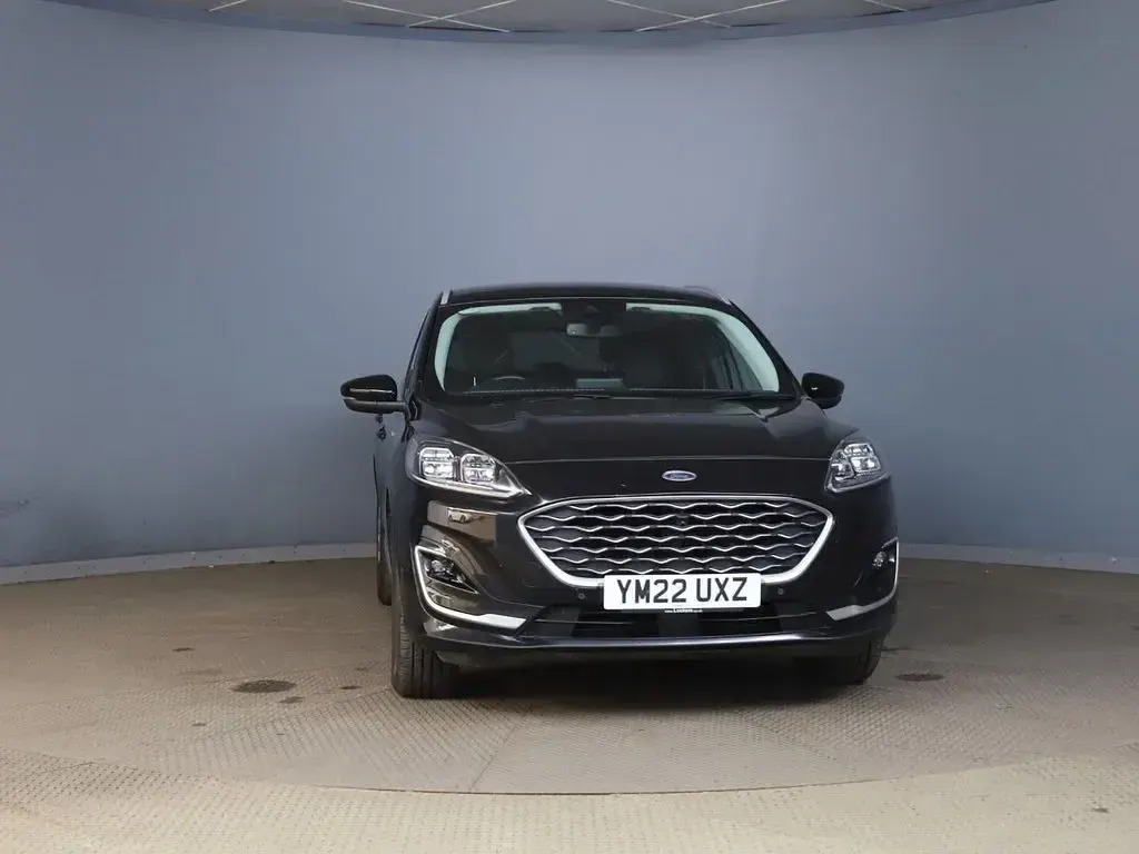 Used Ford Kuga Vignale 150 HP (110 kW) 2022 Black SUV