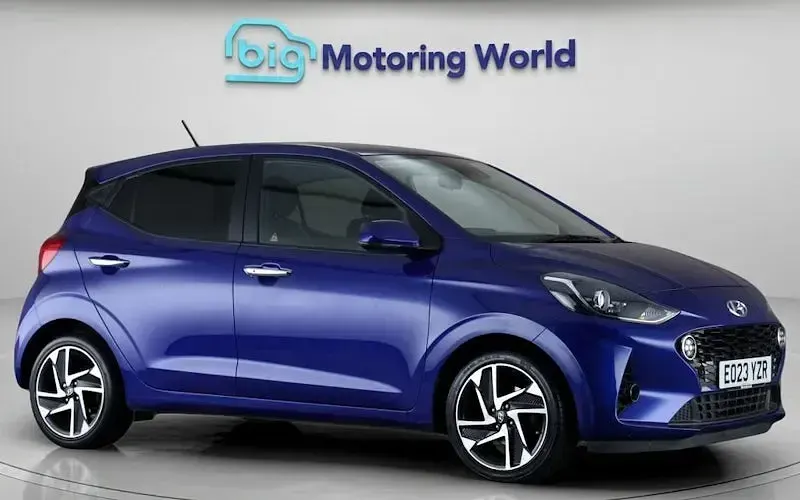 Used Hyundai i10 Premium 67 HP (49 kW) 2023 Hatchback