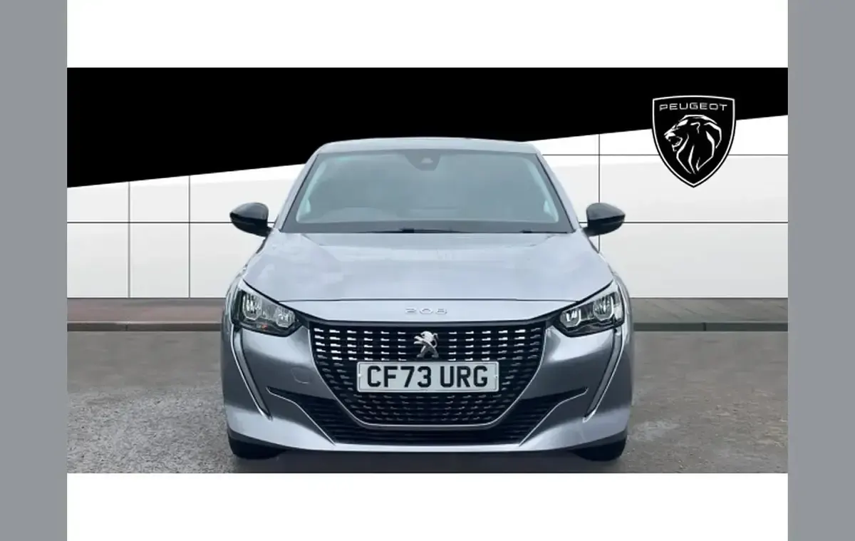 Used Peugeot 208 Allure+ 131 HP (96 kW) 2023 Grey Hatchback