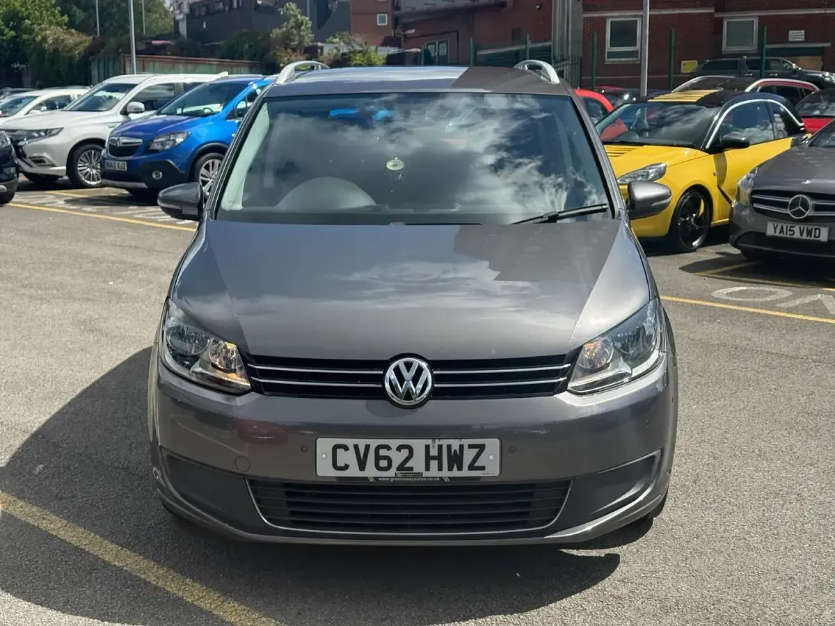 Used VW Touran SE 105 HP (77 kW) 2012 Grey MPV