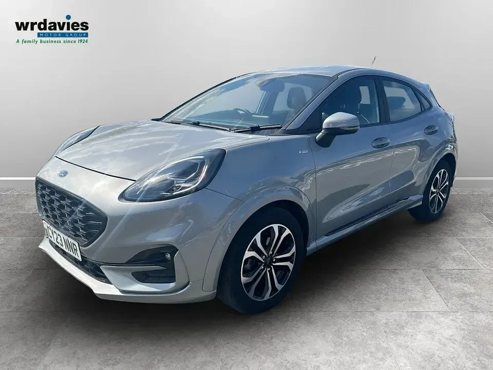 Used Ford Puma ST-Line 125 HP (91 kW) 2023 Solar silver SUV