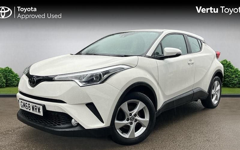 Used Toyota C-HR 116 HP (85 kW) 2019 White SUV