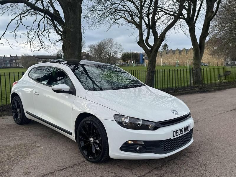 Used VW Scirocco GT 200 HP (147 kW) 2009 White Coupe