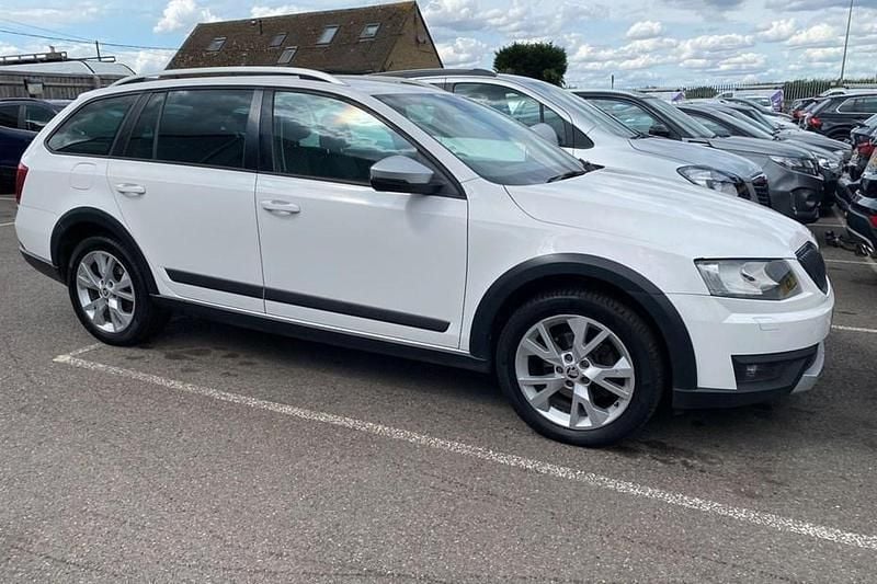 Used 2015 Skoda Octavia Scout Scout 4x4 Estate | £3,950 (Super price) - Image 1/1
