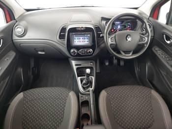 Second-hand Renault Captur Dynamique 110 CP (80 kW) 2017 Roșu SUV