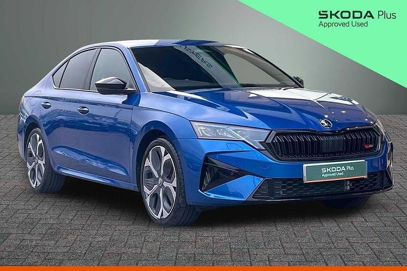 Used Skoda Octavia vRS 204 HP (150 kW) 2026 Race blue metallic Hatchback