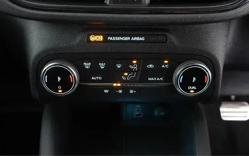 Used Ford Kuga ST-Line 225 HP (165 kW) 2023 Blue SUV