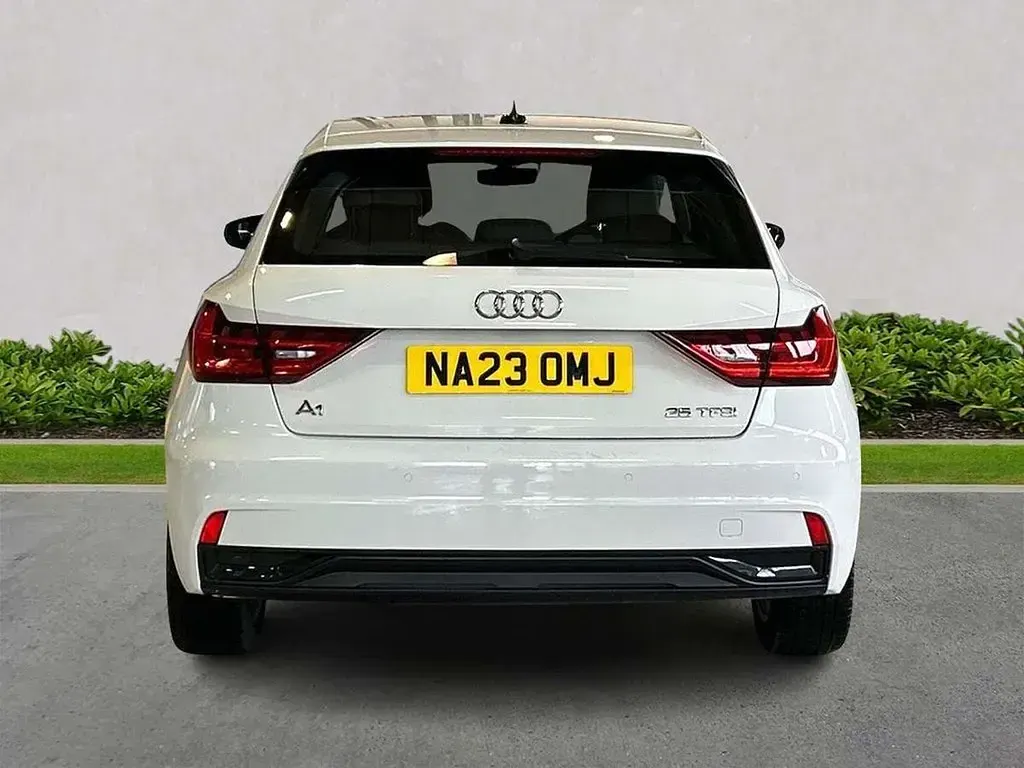 Usado Audi A1 Sport 95 HP (69 kW) 2023 Branco SUV