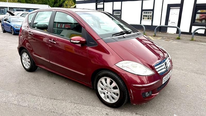 Red Used 2006 Mercedes A160 Elegance Hatchback | £1,499 (Good price) - Image 1/4