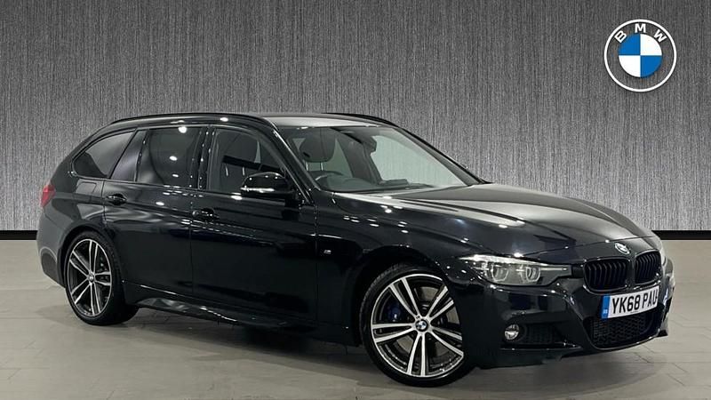 Black Used 2019 BMW 330 M Sport Estate | £21,999 (Good price) - Image 1/4